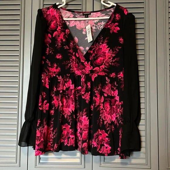 NWT Torrid : Rose Blouse - 0 - Picture 1 of 8